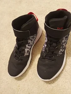 Tarmak Basketballschuhe, Gr 38, schwarz - Bild 1 von 5