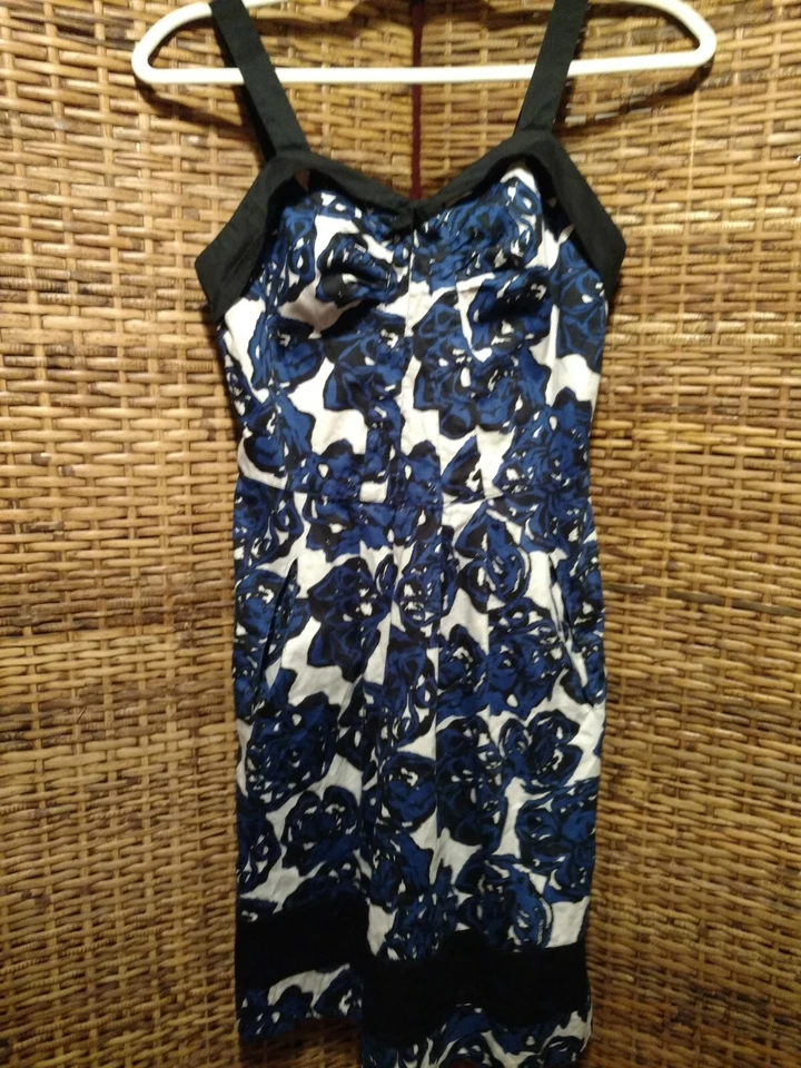 Blue & White floral summer dress with Black accents by Richard Chai  size 3 - Image 1 of 4