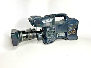 Panasonic AG-HPX300P P2HD 1/3" Camera + Canon KT17ex4.3B HD Lens 2x Extender - Picture 1 of 9
