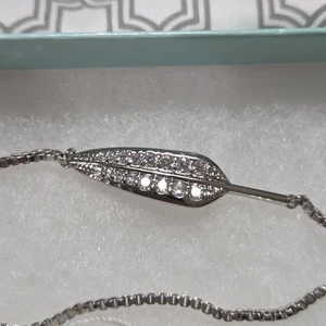 Park Lane - CLARITY - Adjustable Bracelet Silver Leaf - NWT - Picture 1 of 6