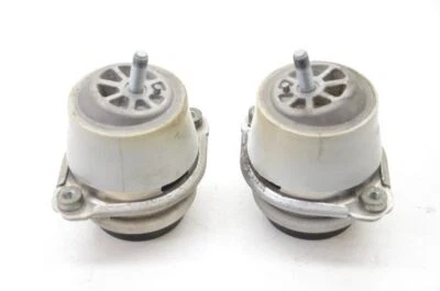 2011-2018 Porsche Cayenne Left and Right Engine Mount 94837504903  - Изображение 1 из 4