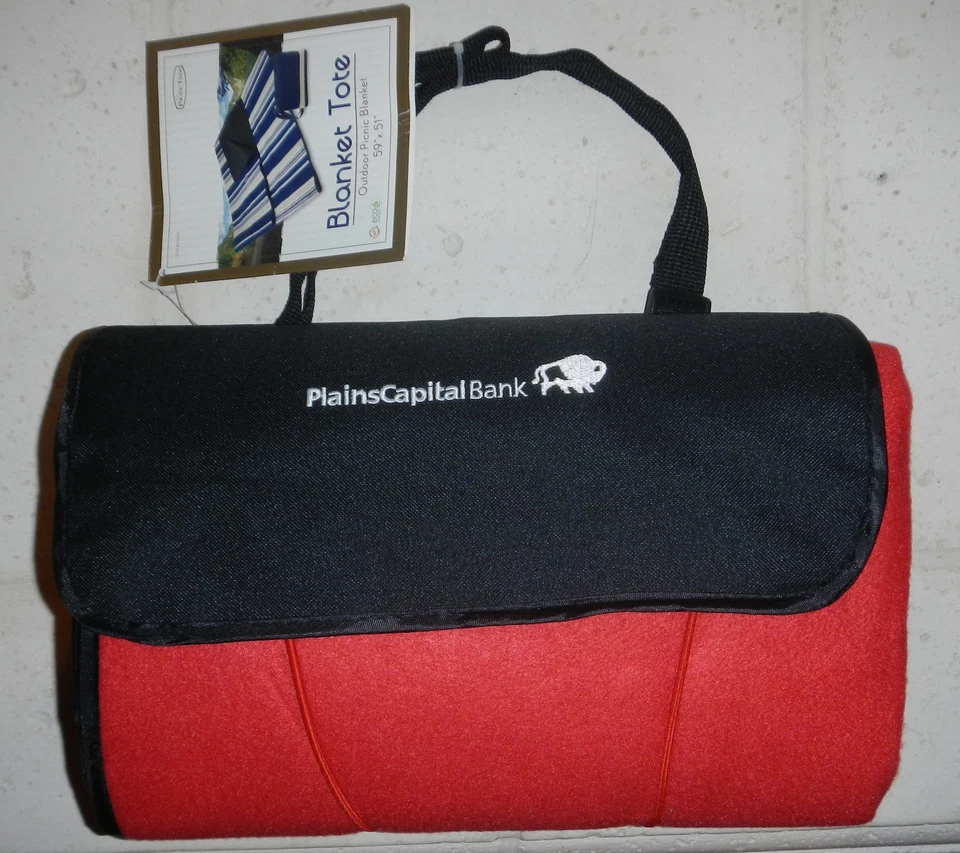 NWT Plains Capital Bank Company Logo Outdoor Picnic Time Throw Blanket Tote Foto 1 de 4