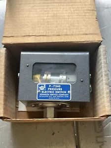 Pressostato Johnson Controls P-7240 nuovo con scatola vecchio stock - Foto 1 di 3