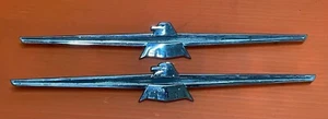 1966 Ford Thunderbird OEM Roof Sail Panel Emblem Pair - Bild 1 von 12
