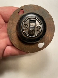 Antiguo interruptor de luz eléctrico de porcelana baquelita de tres vías - Imagen 1 de 7