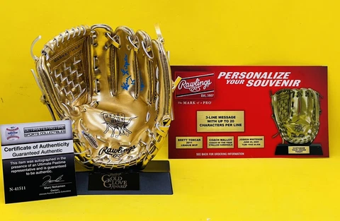 Davey Lopes  Signed Rawlings Mini GoldGlove Award (ULTIMATE PASTIME) Inscription Cover