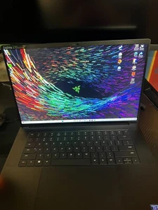 razer blade 16 - Picture 1 of 9