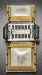 Vintage 1998 MacFarlane X-Files Body & Cryolitter Chamber - Picture 1 of 11