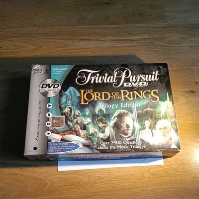 Lord of the Rings Trivial Pursuit DVD Trilogy Edition - Image 1 of 4