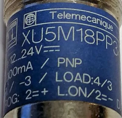 Telemecanique XU5-M18PP340D Photoelectric Sensor - Image 1 of 4