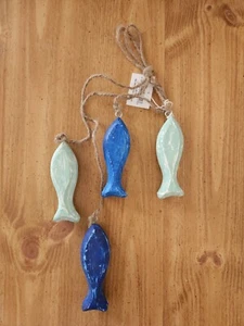 Wood Fish Ornaments Set of 4 Coastal Beach Lake Decorations Sea Ocean Nautical - Picture 1 of 5