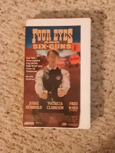 VHS Tape Four Eyes and Six Guns Judge Reinhold - Imagen 1 de 2
