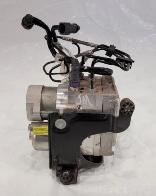 2014 2016 CADILLAC ELR ABS ANTI LOCK BRAKE PUMP ASSEMBLY J17 1535566 OEM - Image 1 of 4