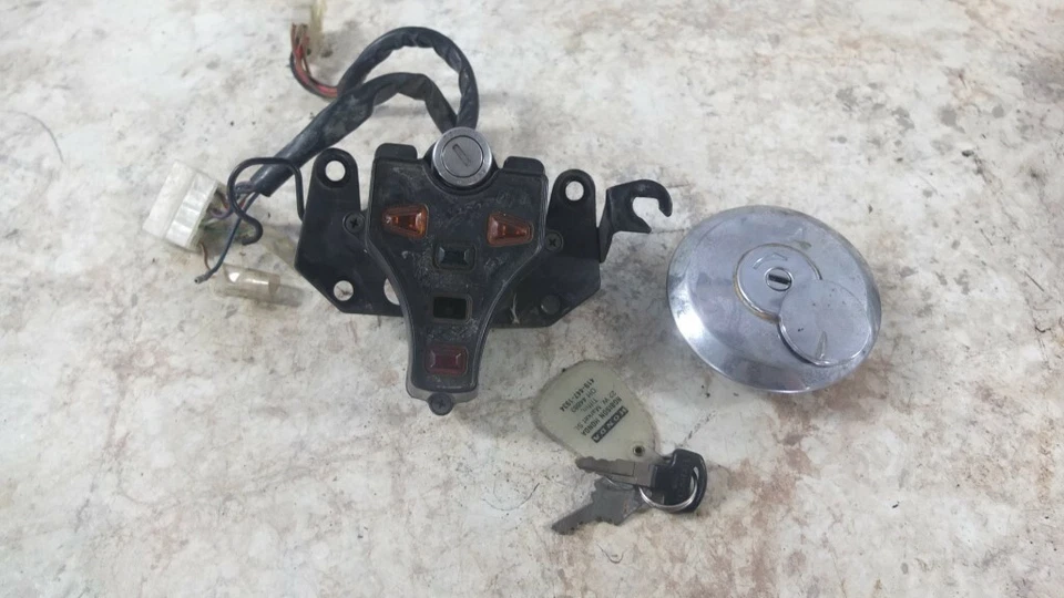 Переключатель зажигания 81 Honda CM400 CM 400 C комплект замков крышек для газового топлива бензина - Изображение 1 из 4