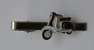 Black & White Mod Scooter Enamel Tie-pin - Picture 1 of 1