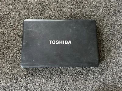 Ноутбук Toshiba Satellite C675 S7106. Непроверенные. Вероятно, не работает - Изображение 1 из 4