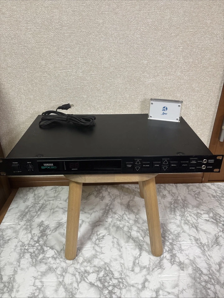 Yamaha SPX90 Digital Multi-Effects Sound Processor - Image 1 of 4