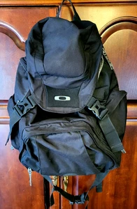Vintage Oakley Icon Rucksack schwarz sehr guter Zustand - Bild 1 von 16