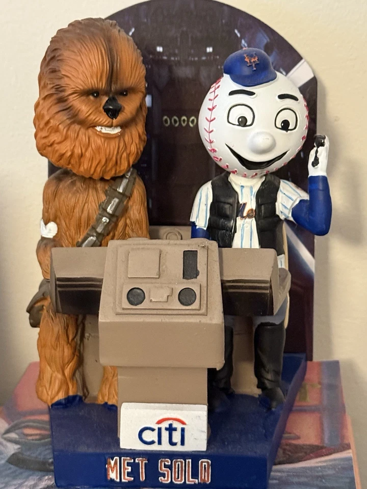 星球大战 Mr Met Solo Han & Chewbacca 摇头公仔纽约大都会花旗收藏版 — 第 1/2 张图片