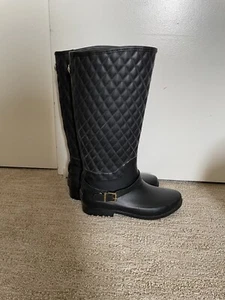 Guess Women's Black Rubber Rain Boots Size 8 SKU 462 - Picture 1 of 4