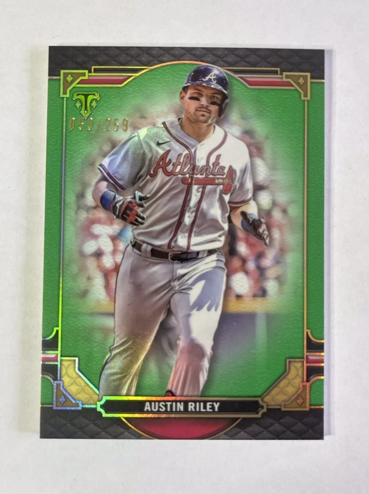 2022 Topps Triple Threads Base Emerald AUSTIN RILEY /259 #29 - Image 1 of 1