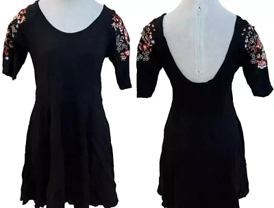 VESTIDO CORTO JERSEY NEGRO Y FLORAL FREE PEOPLE TALLA L Foto 1 de 4