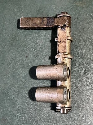 f 115 75 80 90 100 hp Yamaha LEVER FUEL CHANGE LEVER 67F-24575-00-00 four stroke - Image 1 of 3