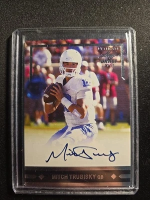 2017 Leaf Draft - 1991 Gold Leaf Rookie Auto Mitchell Trubisky #GLR-MT1 (AU, RC) - Image 1 of 3