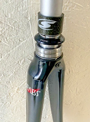 WEYLESS CARBON FORK 700C 1 1/8 INCH THREADLESS 163 MM STEERER 570 GRAMS - Image 1 of 4