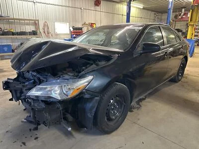 Vidrio delantero derecho usado para puerta delantera se adapta a: Toyota Camry 2017 delantero derecho grado A Foto 1 de 4