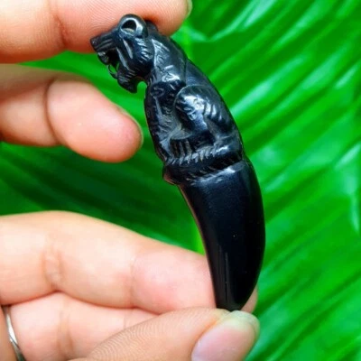 Figura Estatua Sagrada Madera Negra Tallada Amuleto Tailandés Sak Yant Forma Colmillo de Tigre Foto 1 de 4