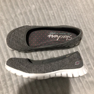 Sketchers Size UK 4 Grey Memory Foam Ballerina Style Comfort Flats Ex-Condition - Image 1 of 4