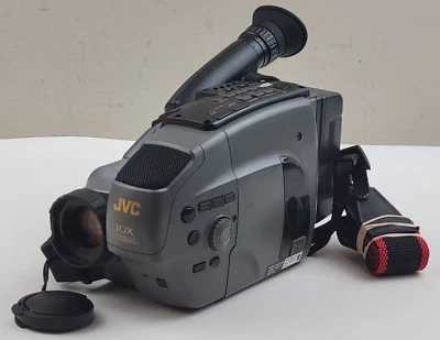 Vintage 1993 JVC GR-AX25U VHS-C Videomovie Video Camera Camcorder - *FOR REPAIR* - Image 1 of 4