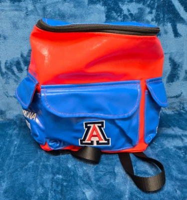Mochila pequeña Arizona Wildcats roja con acento azul con 3 bolsillos exteriores Foto 1 de 4
