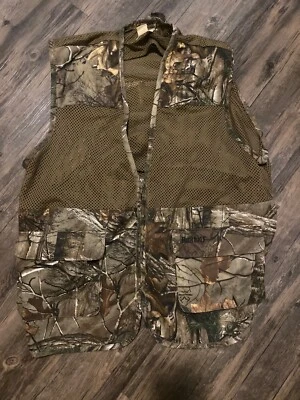 Real Tree Hunting Vests Size 2XL lot 17 - Image 1 of 2