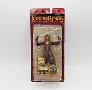 Toy Biz The Lord of the Rings Super Poseable Helm's Deep Aragorn Figure *NEW*