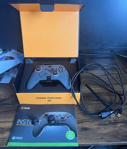 Scuf Instinct Pro Wireless Controller for Xbox X/S/One (Stick Drift) - Picture 1 of 14