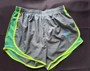 Nike Shorts Damen klein Dri-FIT gefüttert Innentasche Logo 2012 Chicago Marathon - Bild 1 von 5