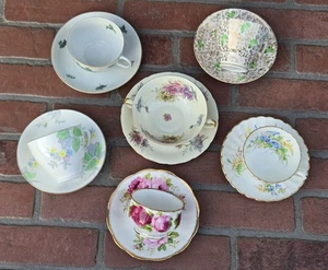 GEMISCHTES Set 6 Vintage englische & deutsche Knochen CHINA Teetassen TEETASSEN UNTERTASSEN Blumen - Bild 1 von 20