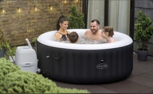 Lay-Z-Spa Miami AirJet Hot Tub - Picture 1 of 2