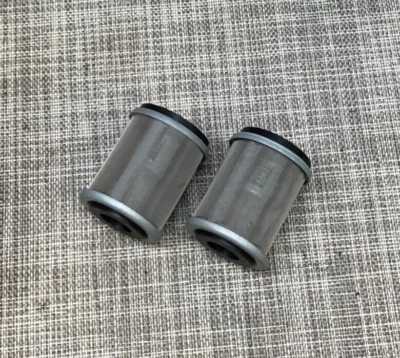 Juego de filtros de aceite originales Yamaha 3UH-E3440-00 paquete de 2 Foto 1 de 4