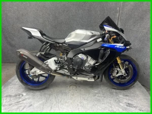 2015 Yamaha YZF R1M - Picture 1 of 12