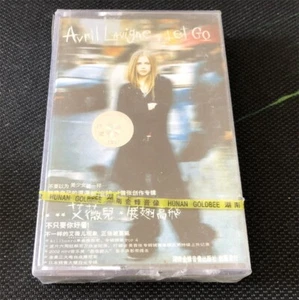 Avril Lavigne Let Go China First Edition Cassette Tape Very Rare  Sealed - Picture 1 of 5