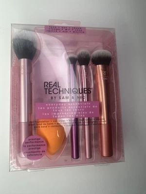 Juego de 5 brochas y esponjas de maquillaje Real Techniques Essentials - ¡100 % auténticas! ¡NUEVO! Foto 1 de 4