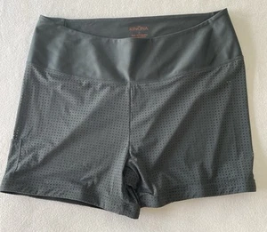 Kinona Shorts Women's Large Pull On Elastic Waist Mesh Athletic Gray, MINT!! # - Picture 1 of 10