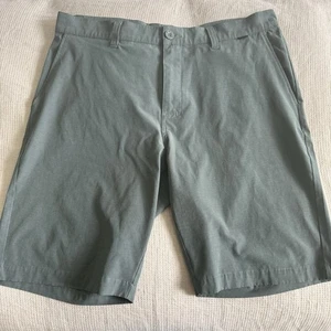 Golf Freizeitshorts Herren grün Travis Mathew Größe 38  - Bild 1 von 10