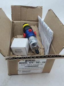 Parker AFR-940-130 Pneumatic Compressed Air Filter Regulator Combo 1/4" NPT - Picture 1 of 5