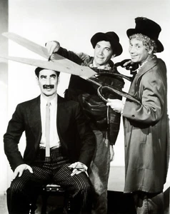 MARX BROTHERS 5x7 PICTURE RARE ANIMAL CRACKERS PHOTO - Picture 1 of 1
