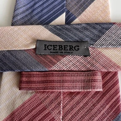 Corbata ICEBERG Usada Chatarra Para Hombre Unisex TODA SEDA 100 Multicolor Preciosa 43 Foto 1 de 4