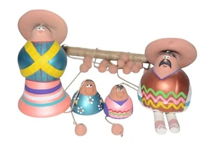 Vintage mexikanisches Windspiel handbemalt Terrakotta Familie Cancun Mexiko Souvenir - Bild 1 von 10